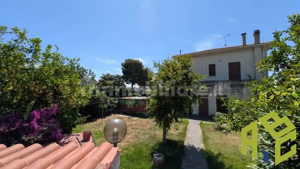 Appartamento in vendita a Rosignano Marittimo