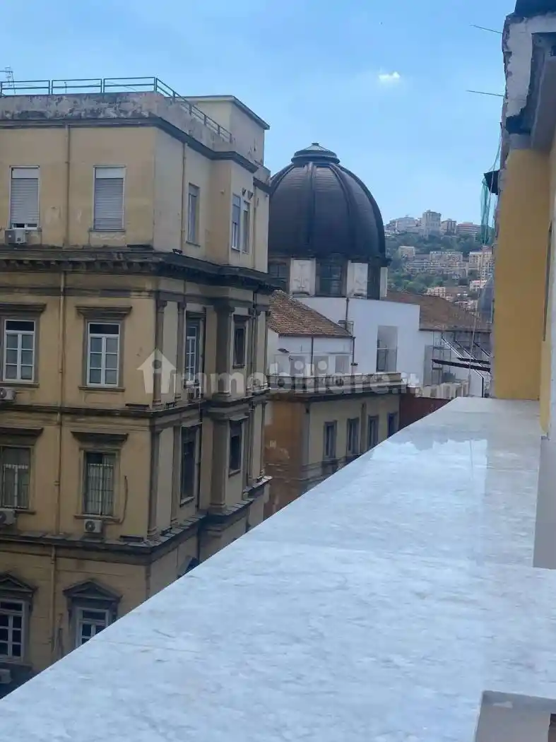 Appartamento in vendita a Napoli