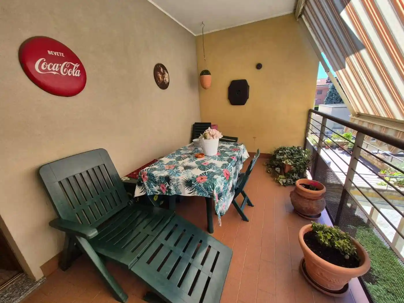 Appartamento in vendita a Carugo