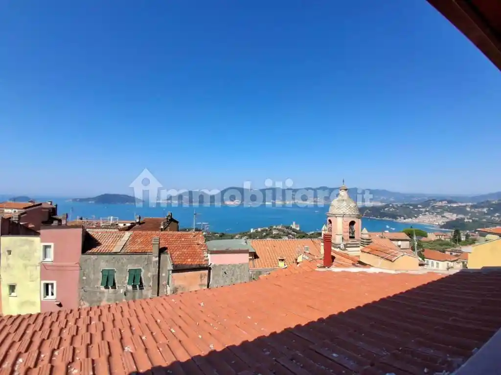 Appartamento in affitto a Lerici