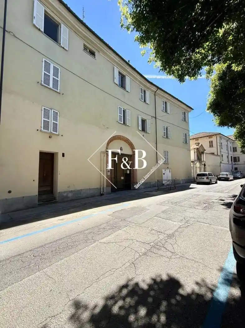 Appartamento in vendita a Asti