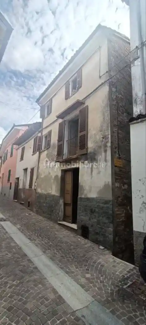 Casa indipendente in vendita a Fontanile