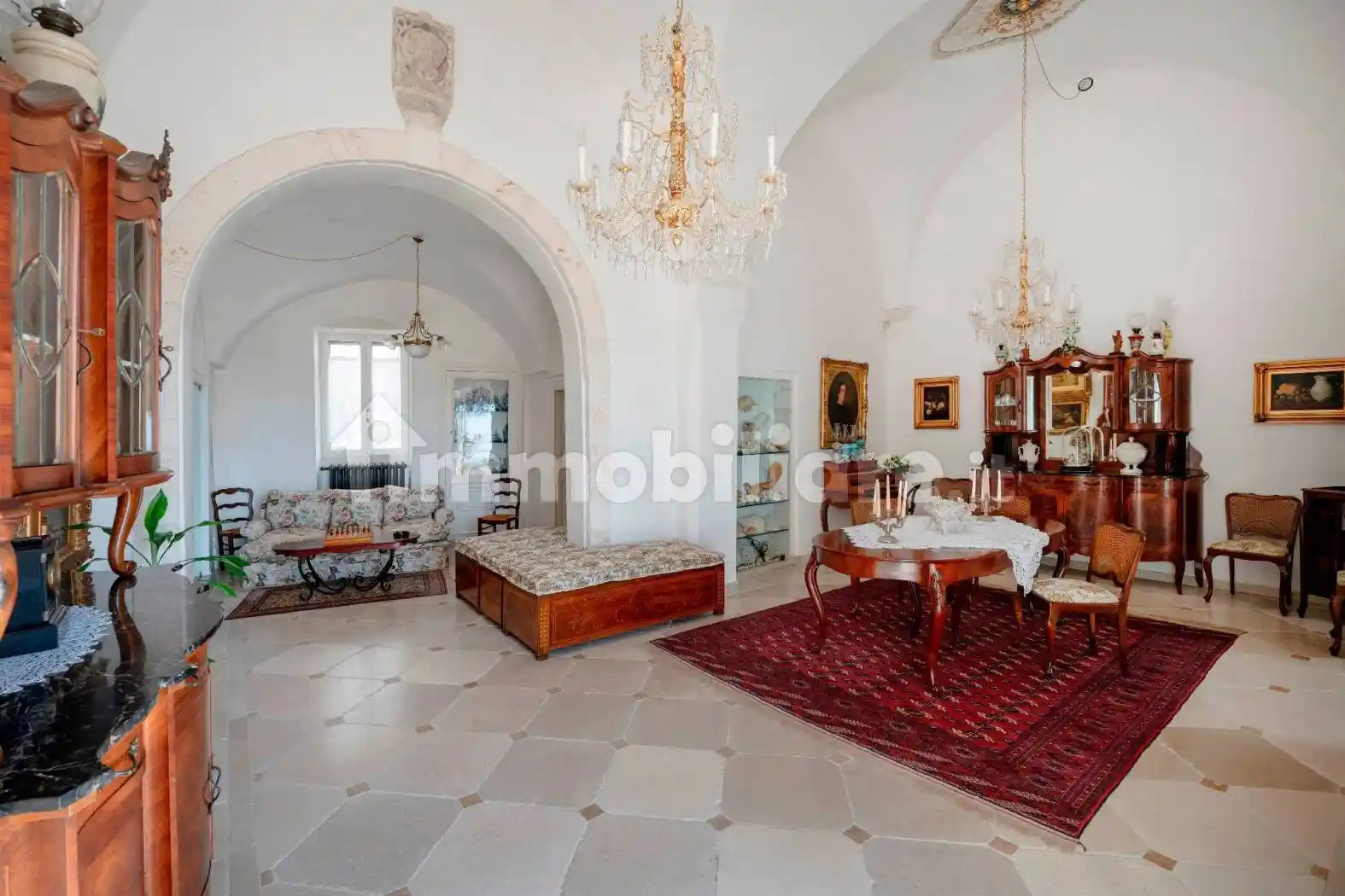 Palazzo - Edificio in vendita a Ostuni