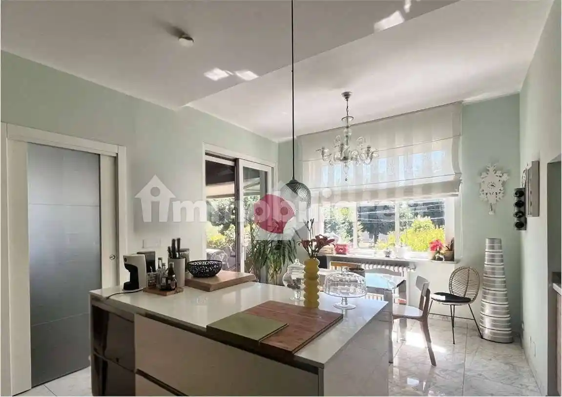 Villa in vendita a Bra