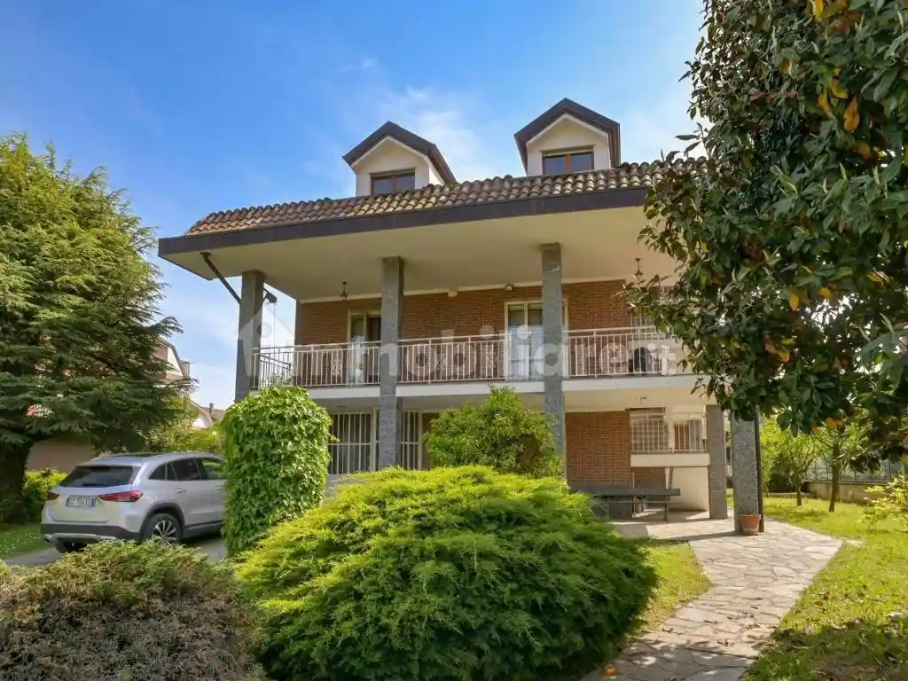 Villa in vendita a Caselette