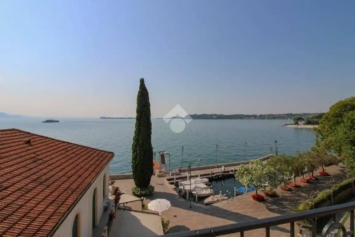 Appartamento in affitto a Gardone Riviera