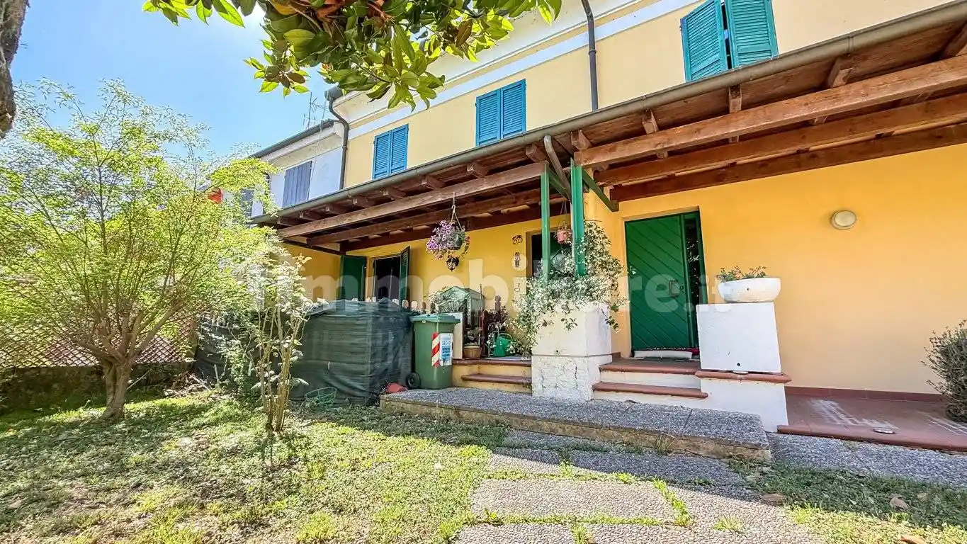 Villetta a schiera in vendita a Gazzuolo