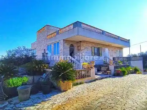Villa in vendita a Castellana Grotte