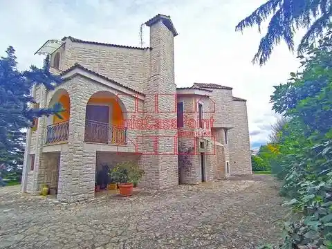 Villa in vendita a Castellana Grotte