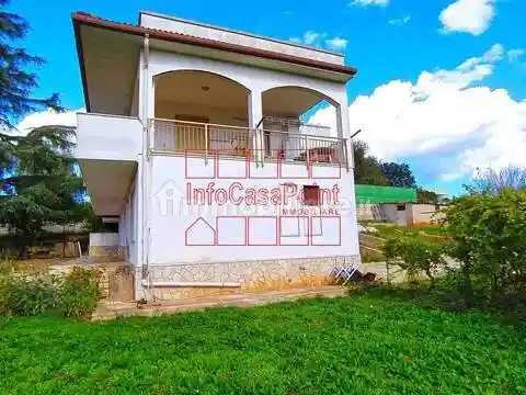 Villa in vendita a Castellana Grotte