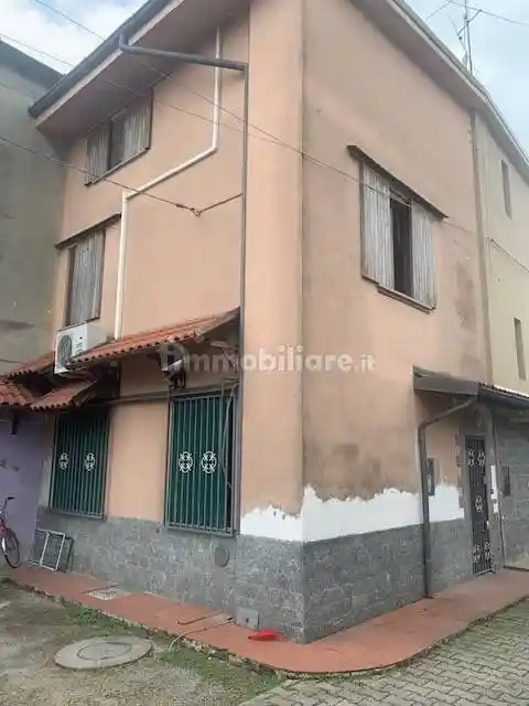 Casa indipendente in vendita a Pandino