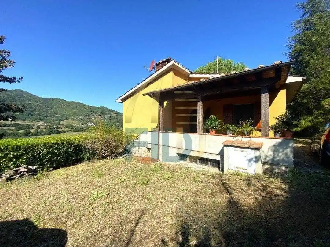 Villa in vendita a Dicomano