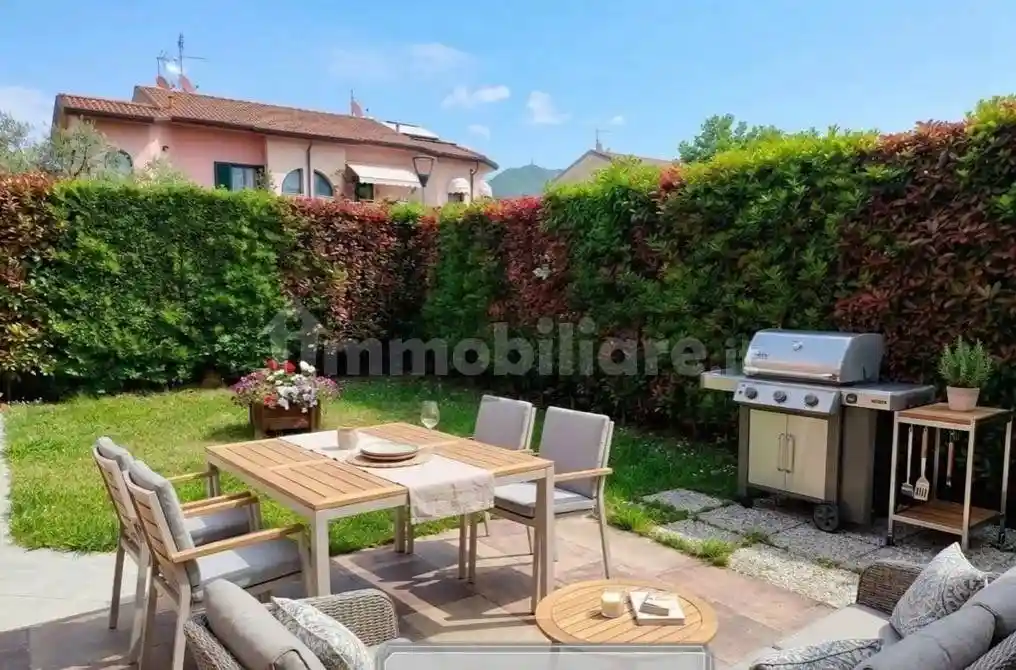 Villetta a schiera in vendita a Luni