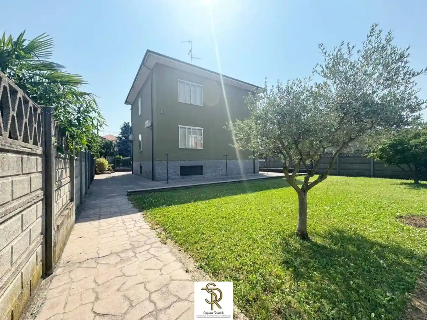 Villa - foto 2