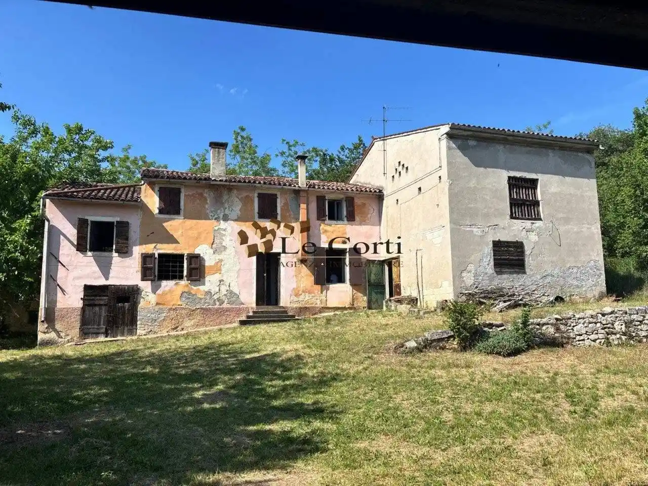 Rustico - Casale in vendita a Lonigo