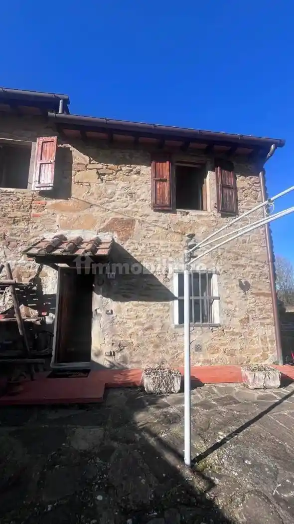 Casa indipendente in vendita a Rufina