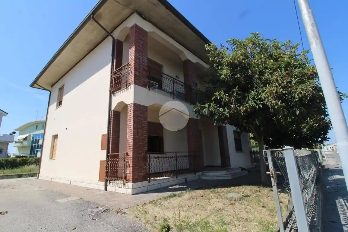 Casa indipendente in vendita a Bertinoro