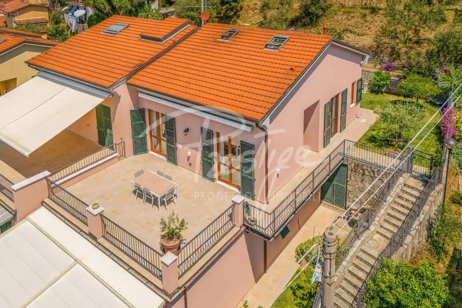 Villa - foto 2