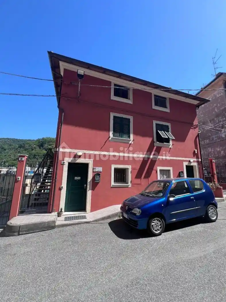 Appartamento in vendita a Genova
