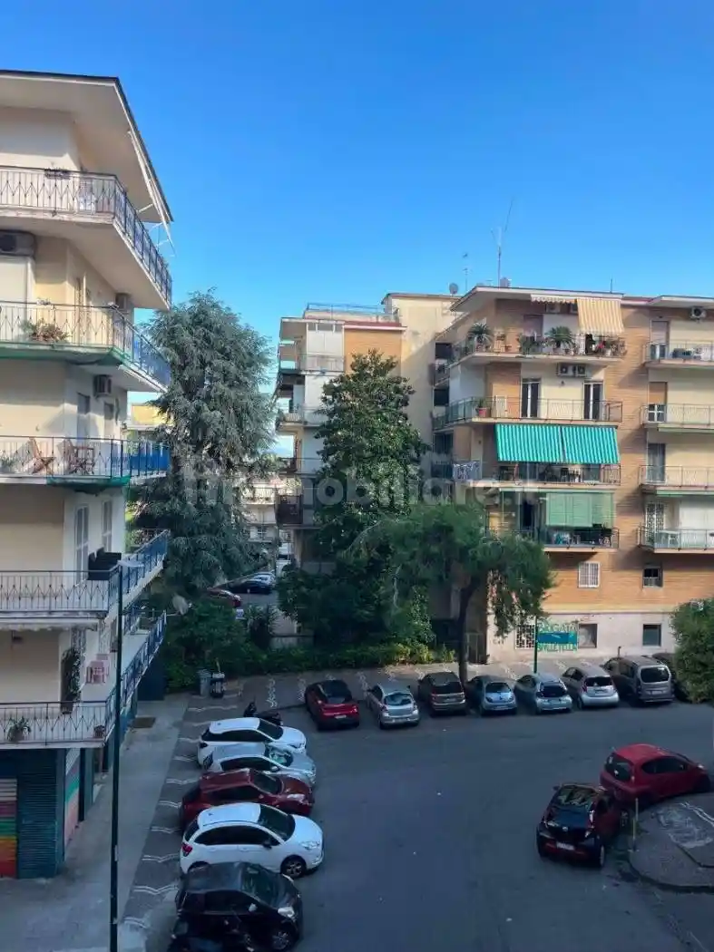 Appartamento in affitto a Napoli