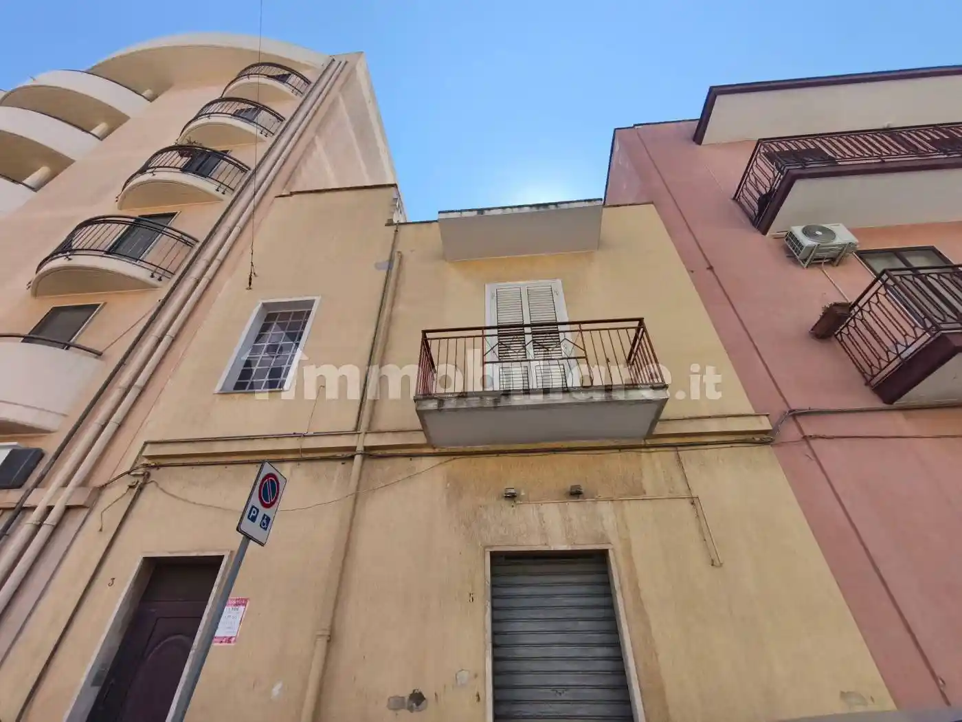 Casa indipendente in vendita a Brindisi