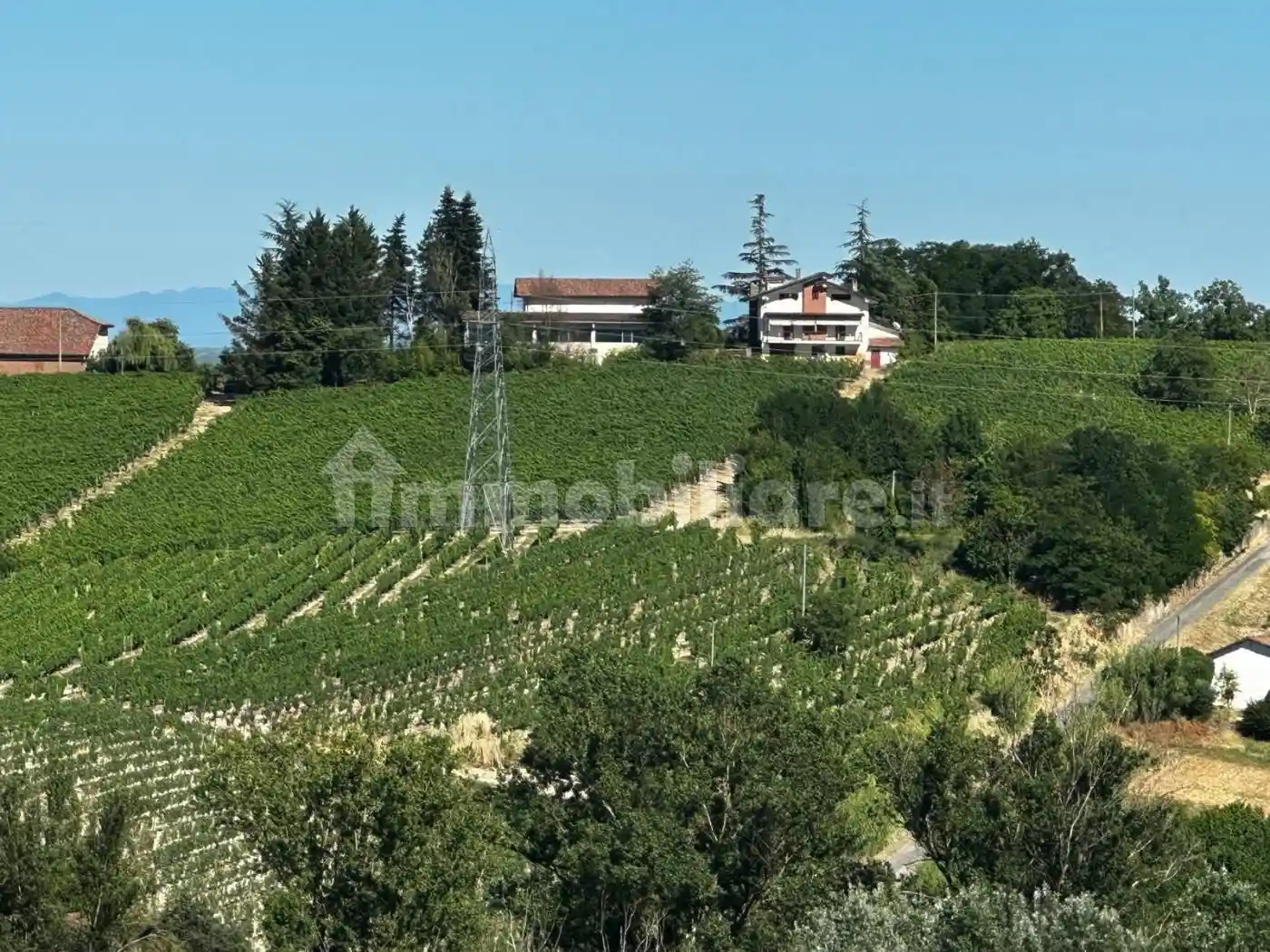 Villa in vendita a Nizza Monferrato