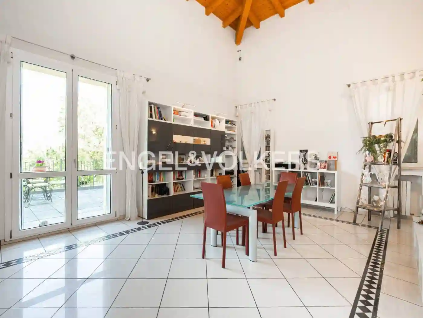 Villa - foto 5