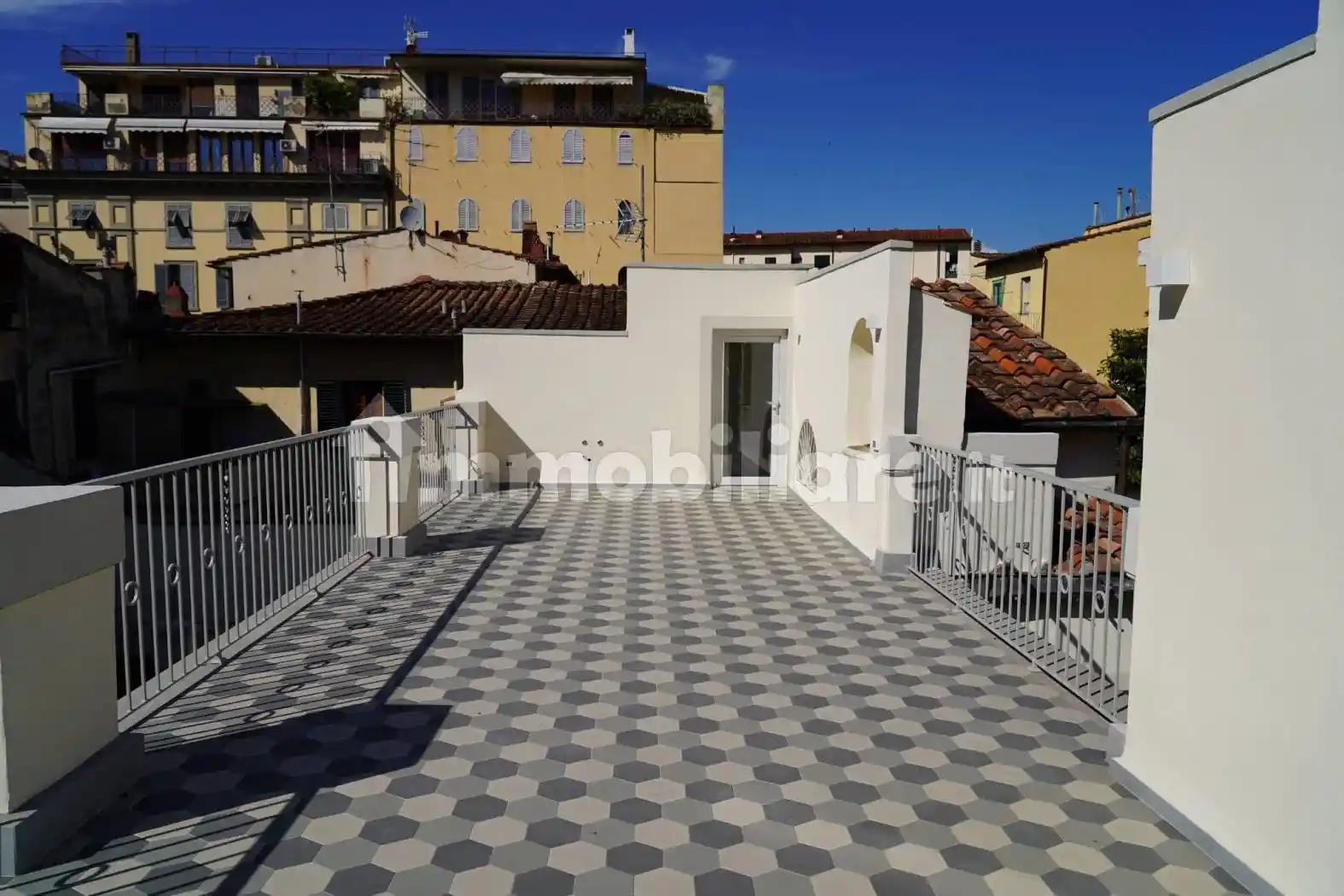 Casa indipendente in vendita a Firenze