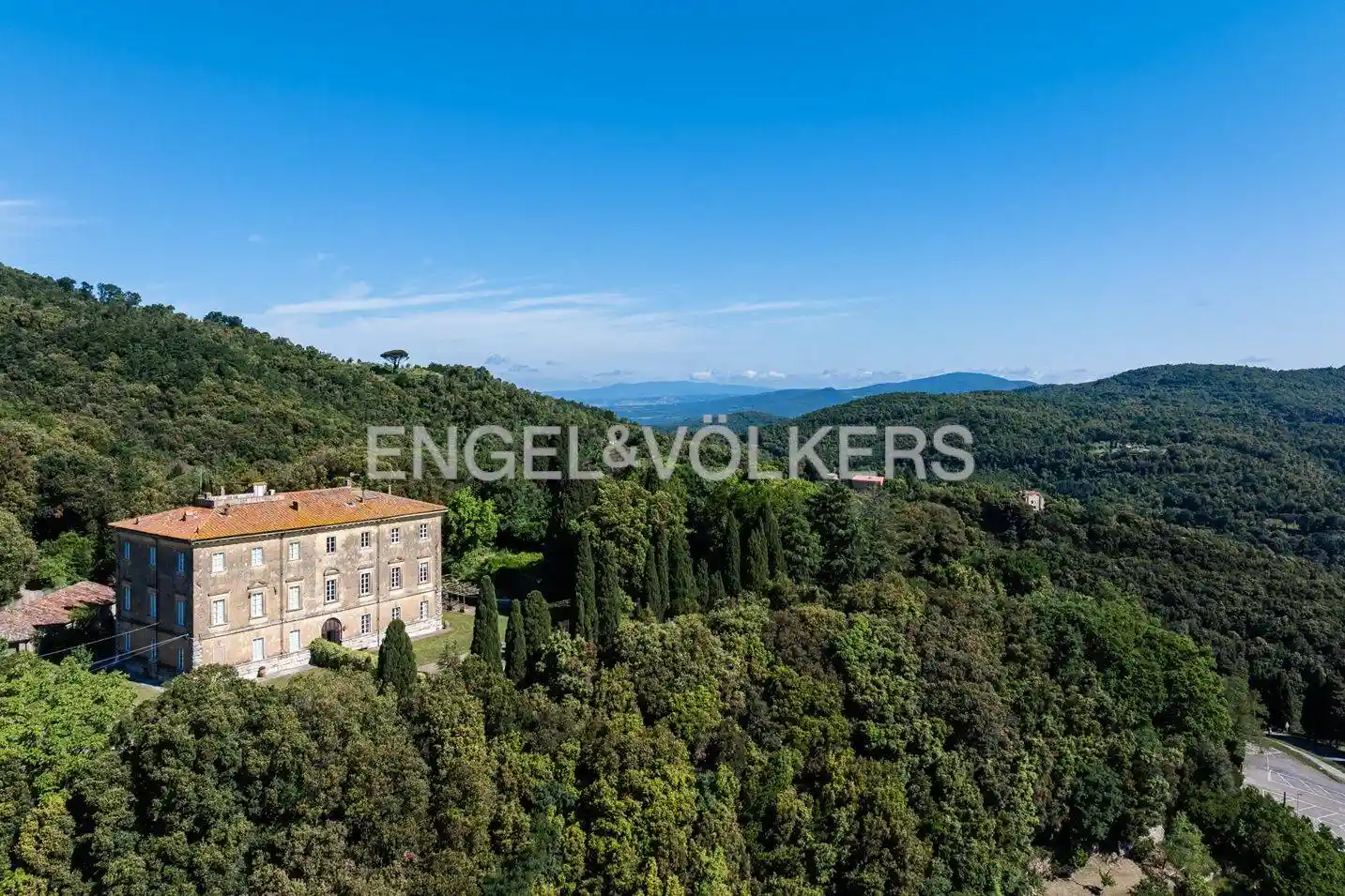 Villa in vendita a Sassetta