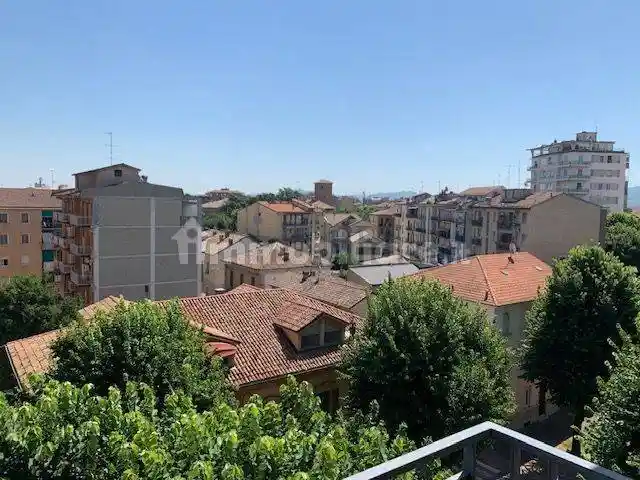 Appartamento in vendita a Voghera