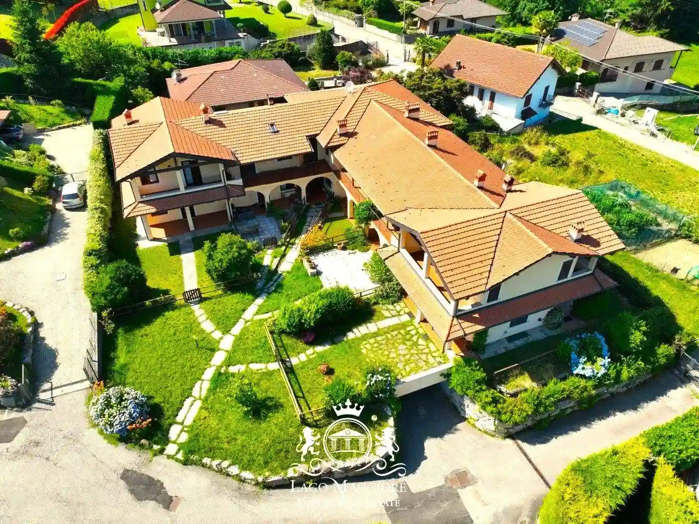 Villa - foto 2