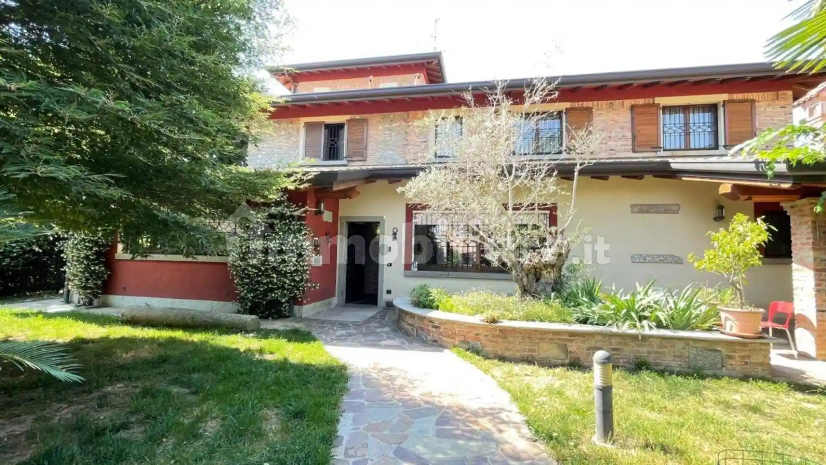Villa in vendita a Verano Brianza