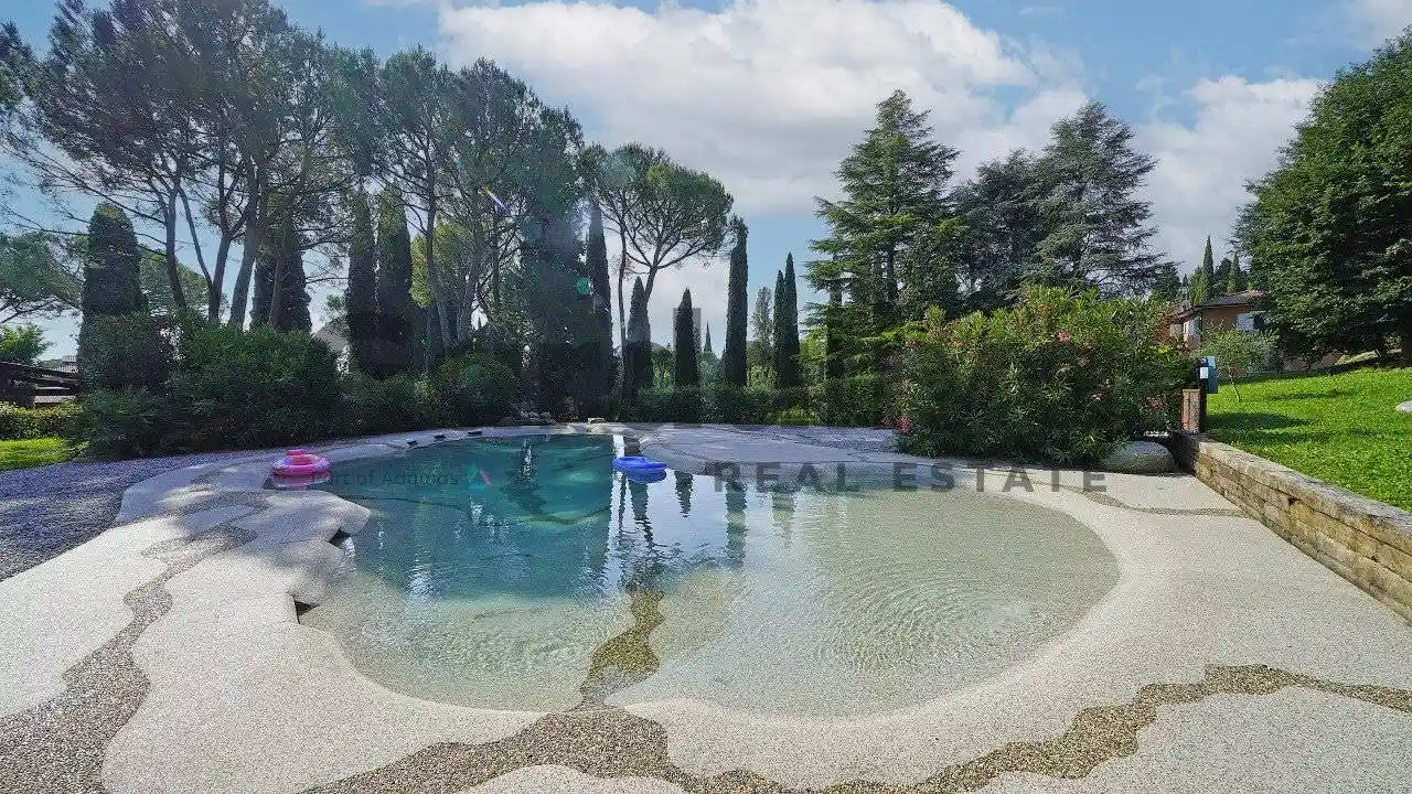 Appartamento in vendita a Padenghe sul Garda