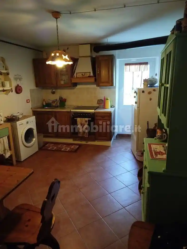 Casa indipendente in vendita a Zeri
