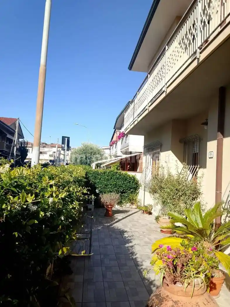 Appartamento in vendita a Viareggio