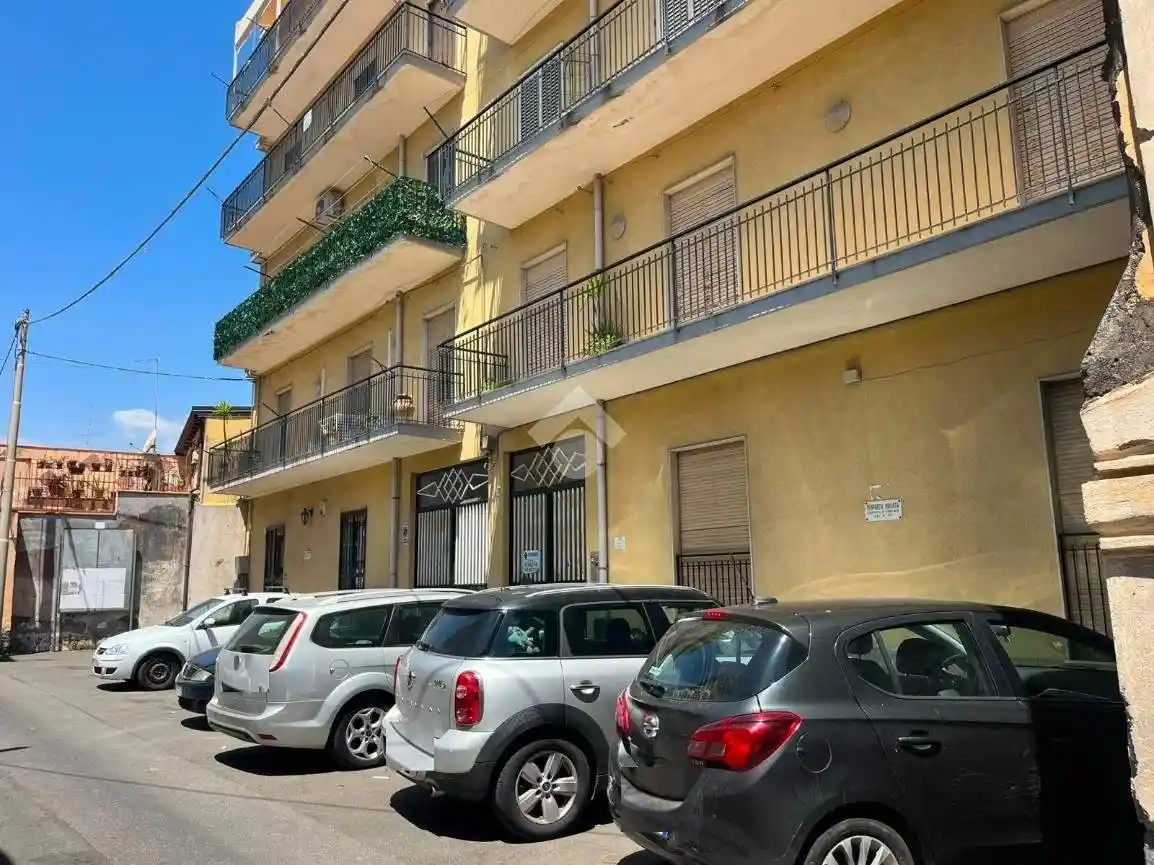 Appartamento in vendita a Aci Sant'Antonio