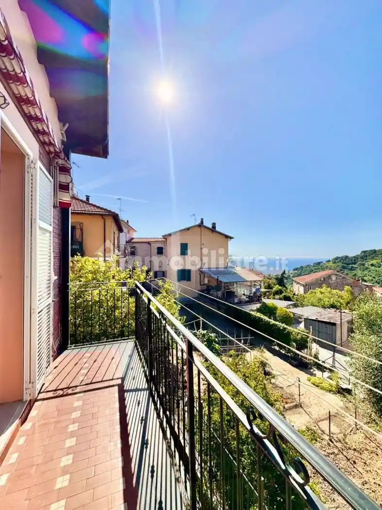 Villa in vendita a Imperia