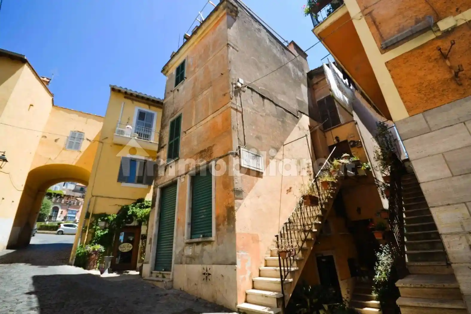 Appartamento in vendita a Castel Madama