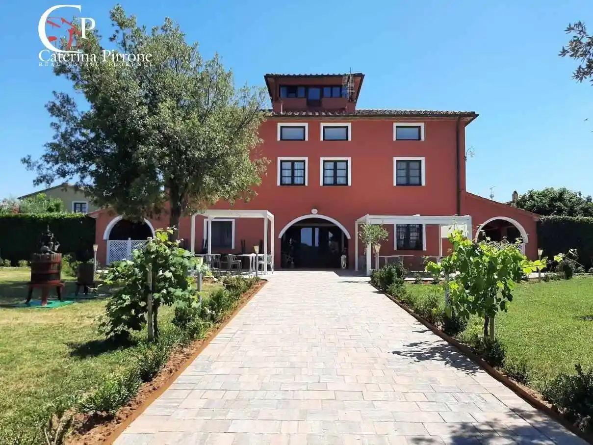Villa in vendita a Castagneto Carducci