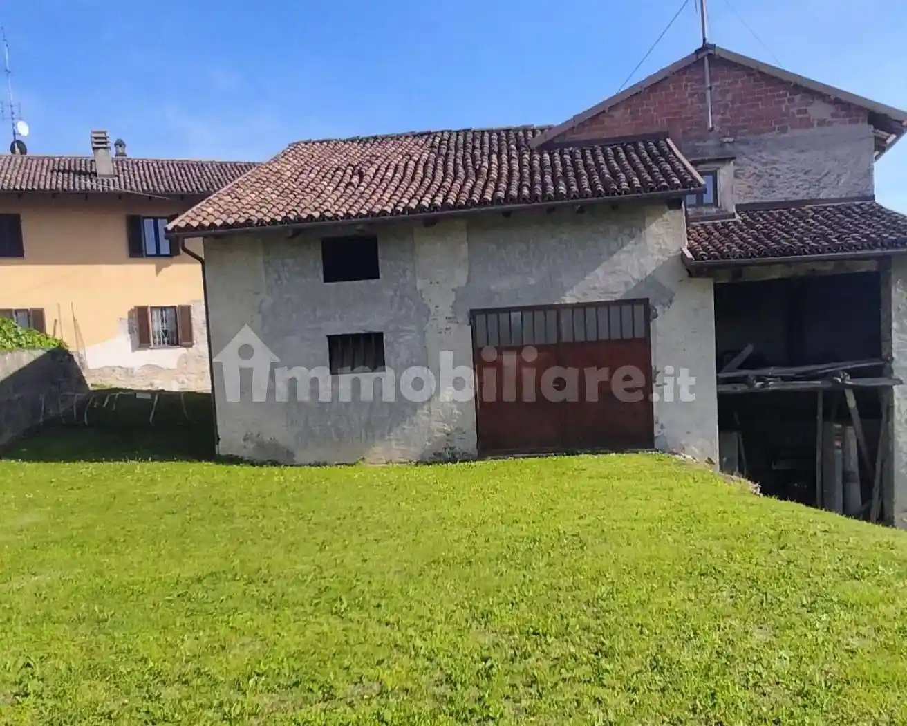 Rustico - Casale in vendita a Montelupo Albese