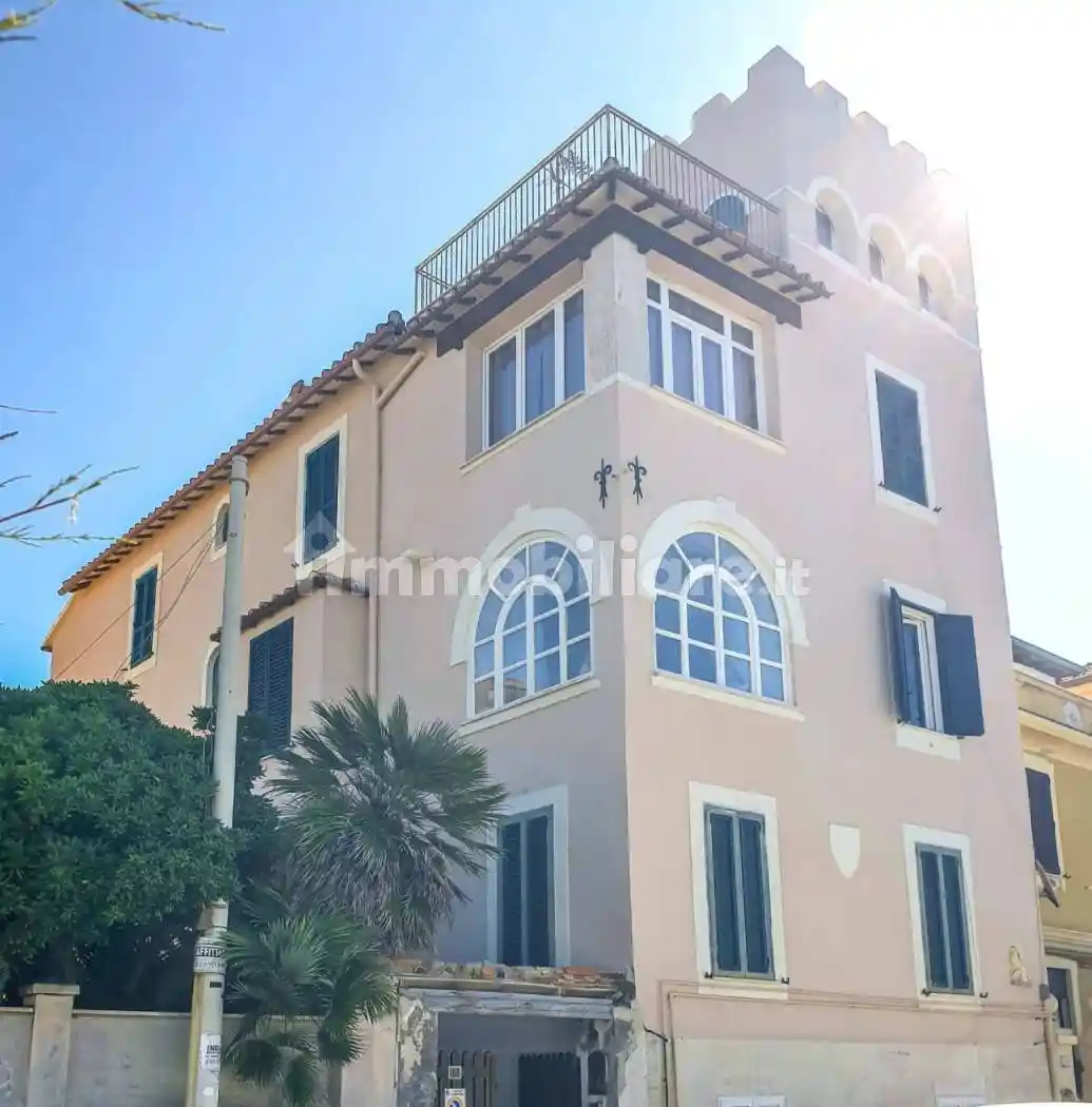 Appartamento in vendita a Ladispoli
