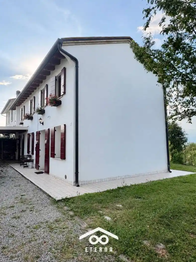 Villa in vendita a Nervesa della Battaglia