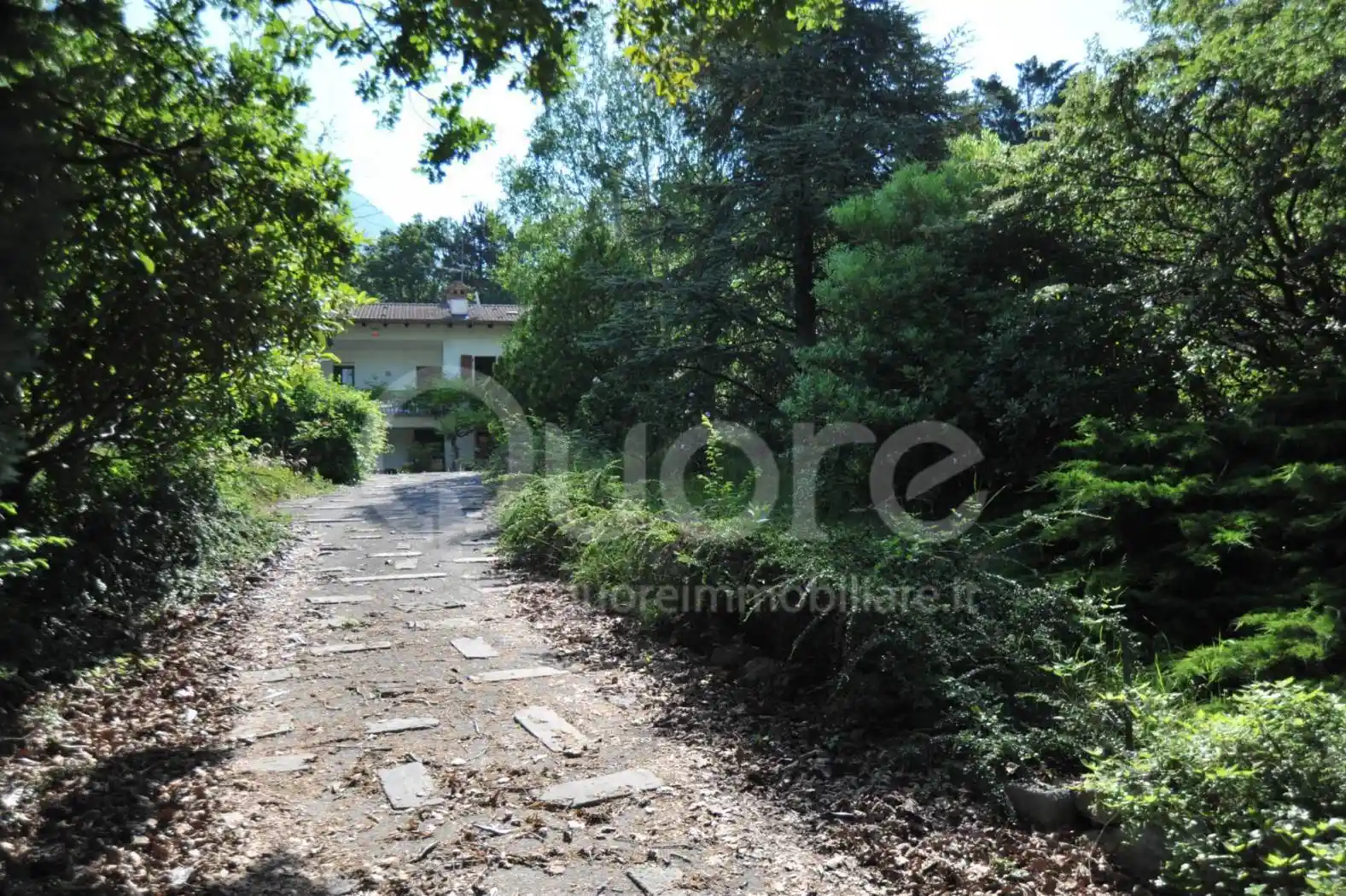 Villa in vendita a Gemona del Friuli