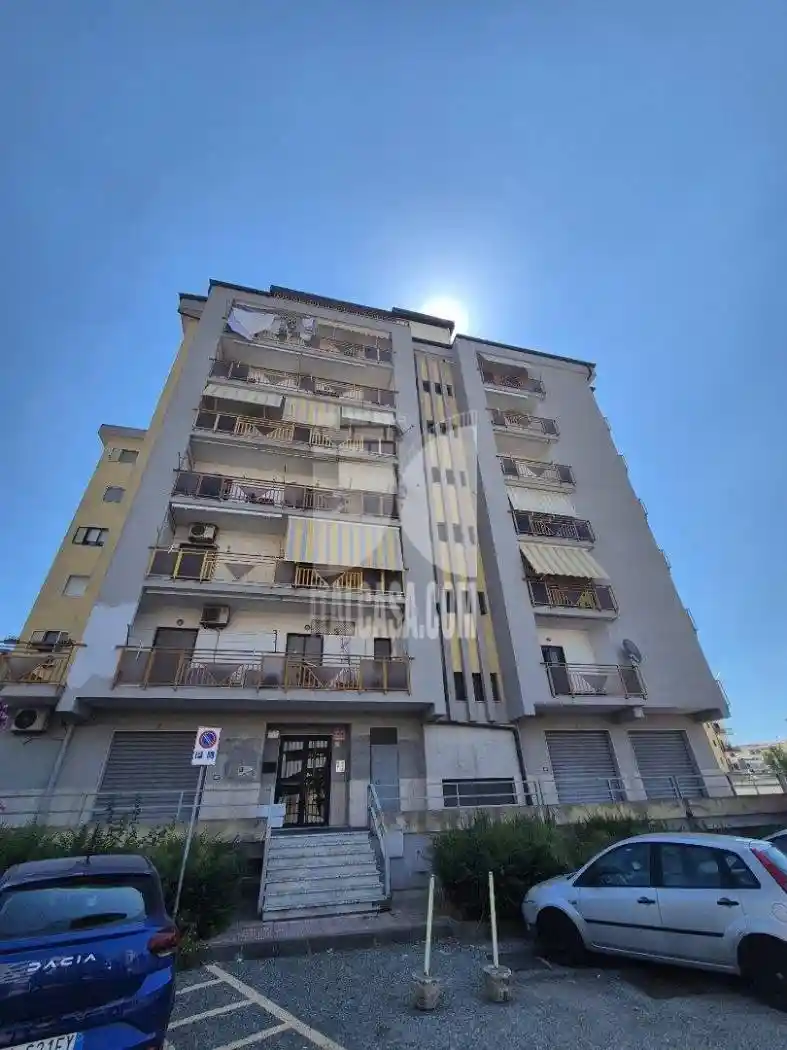 Appartamento in affitto a Crotone