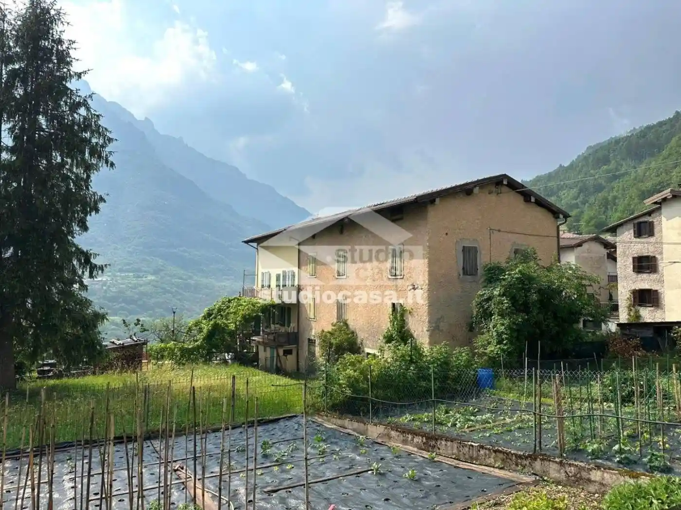 Casa indipendente in vendita a Vallarsa