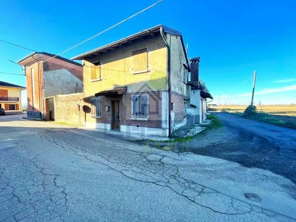 Casa indipendente in vendita a Senna Lodigiana