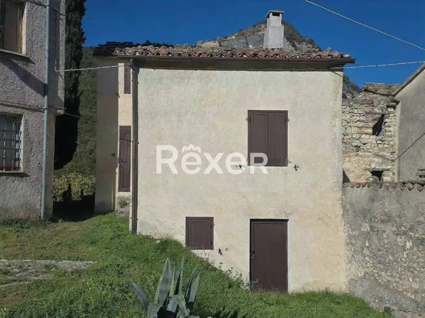 Casa indipendente in vendita a Fabriano