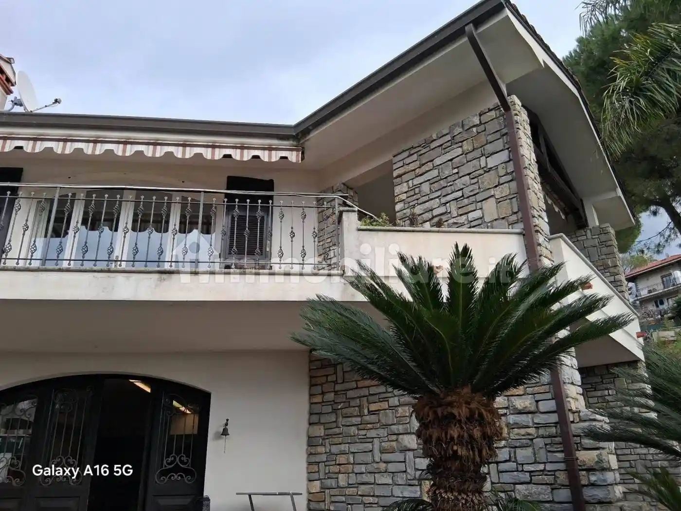 Villa in vendita a Bordighera