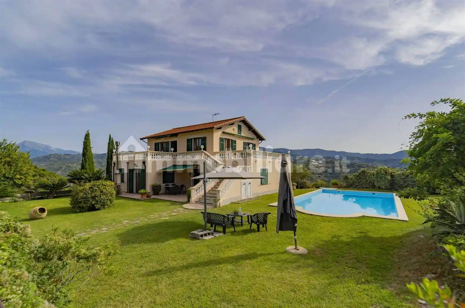 Villa in vendita a Camporosso