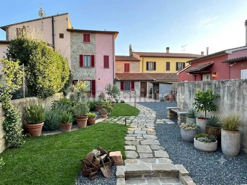 Appartamento in vendita a Riparbella